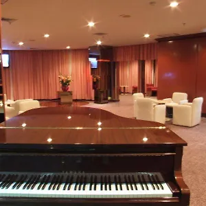 4* Hotel President